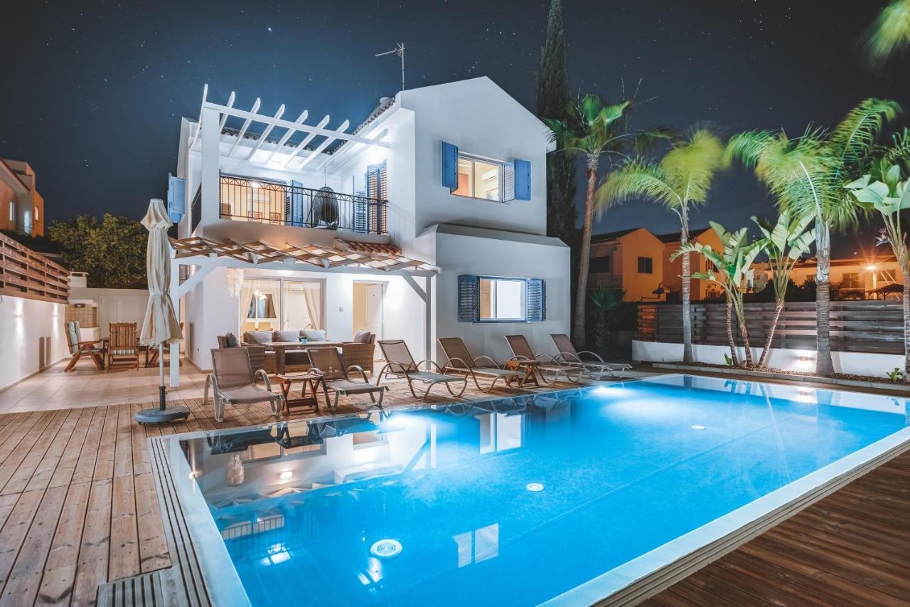 Amphitrite Villa Paralimni Exterior foto
