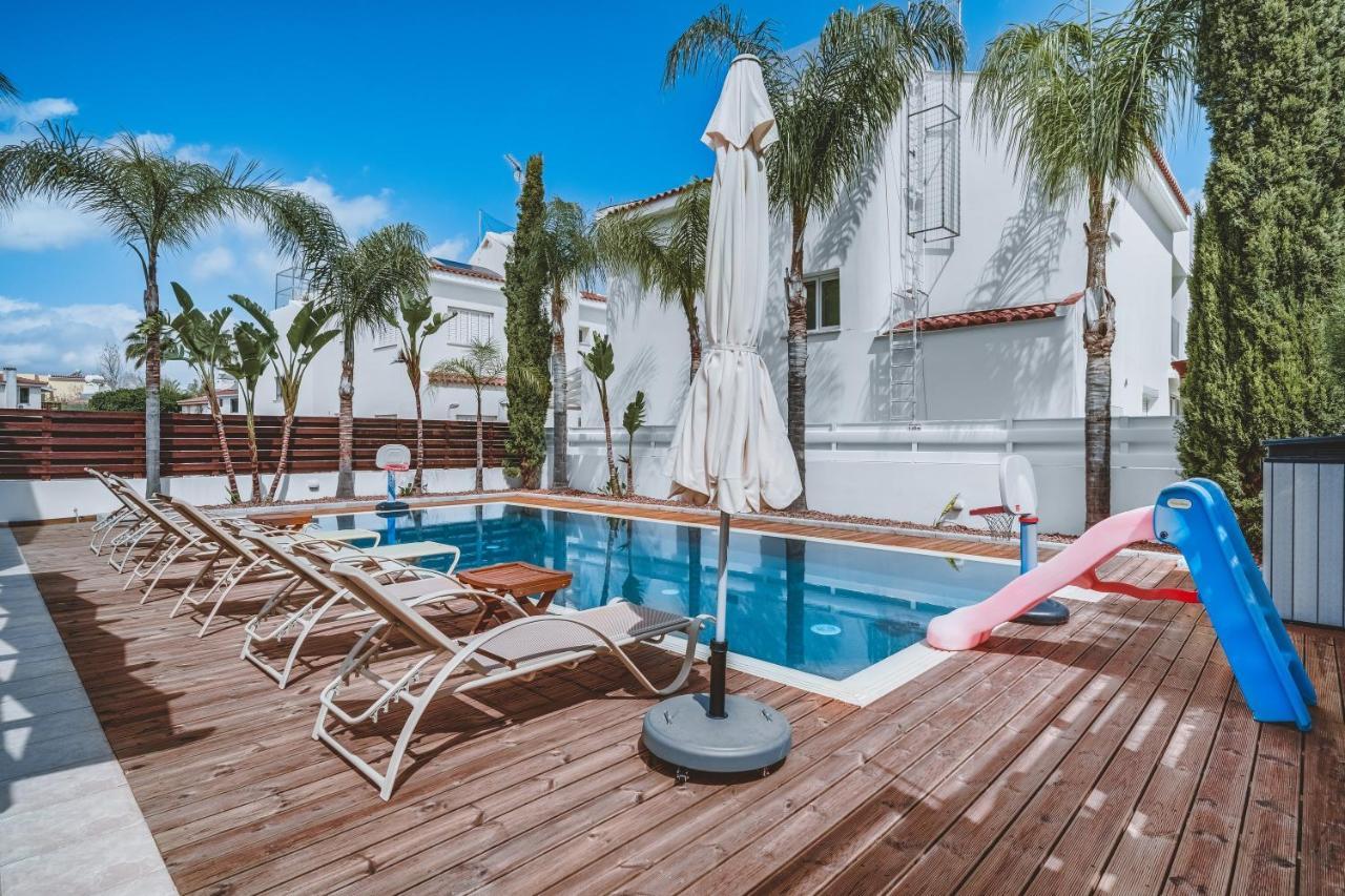Amphitrite Villa Paralimni Exterior foto